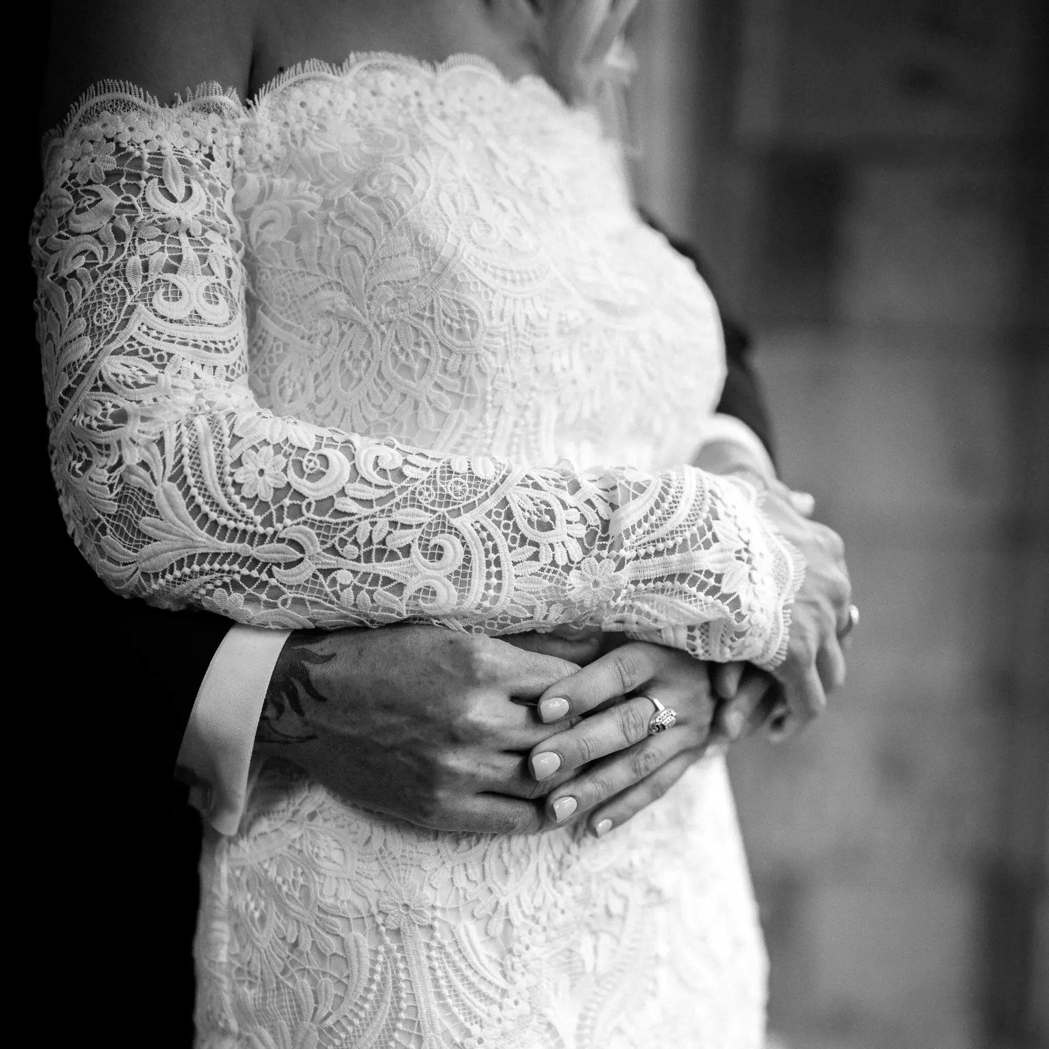 Wedding Dress Celaya: Boho Bridal Boutique Elegance.